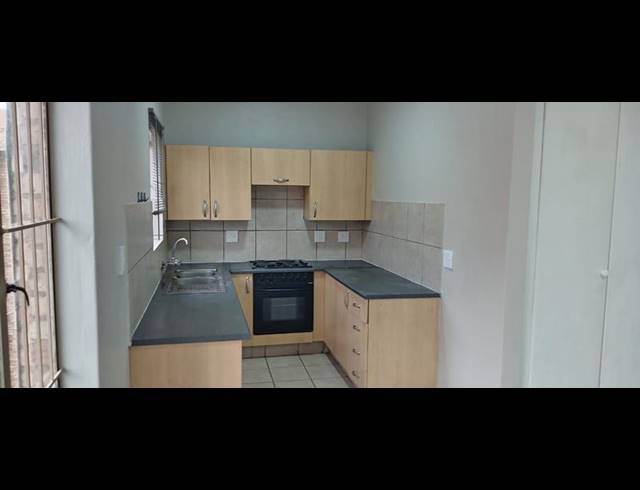 1 BEDROOM PROPERTY TO RENT IN WAPADRAND